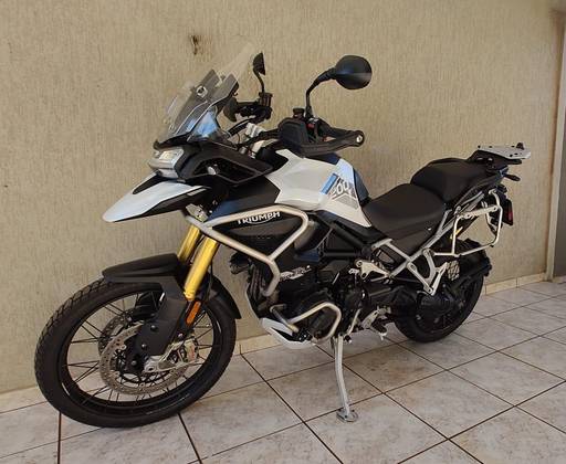 TRIUMPH TIGER 1200 RALLY PRO TRIUMPH TIGER 1200 RALLY PRO